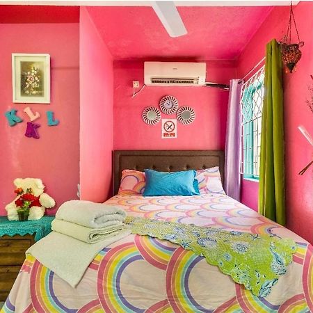 Colorful Private Room Oasis Montego Bay Luaran gambar